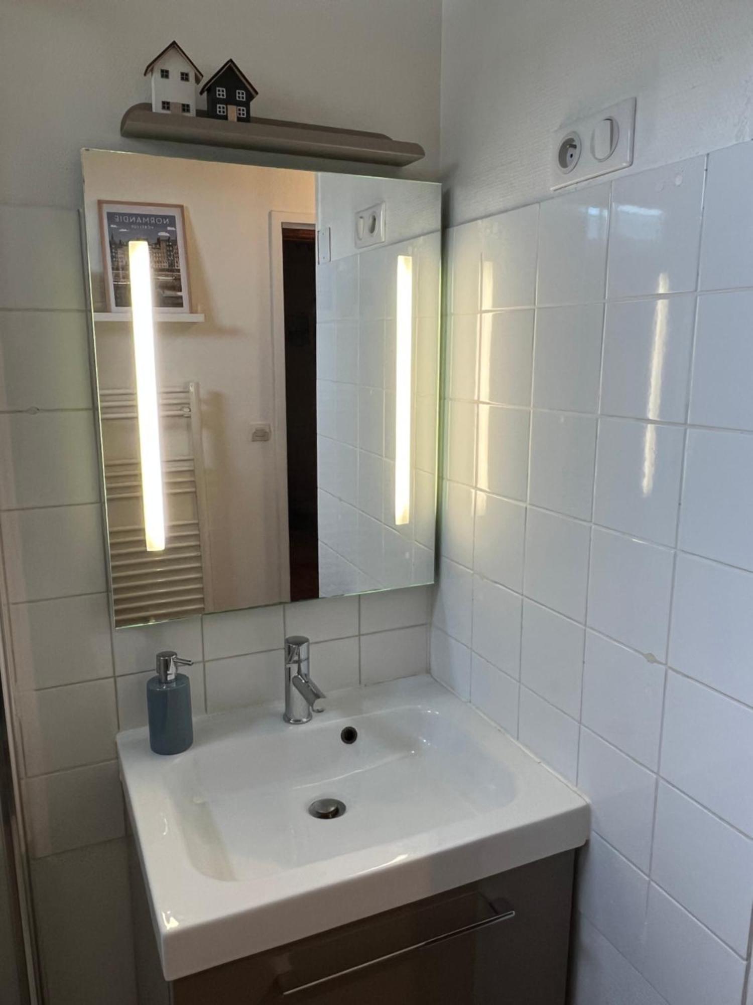 Une Pause Chez Julien, Appartement Lumineux Et Idealement Situe! Ονφλέρ Εξωτερικό φωτογραφία